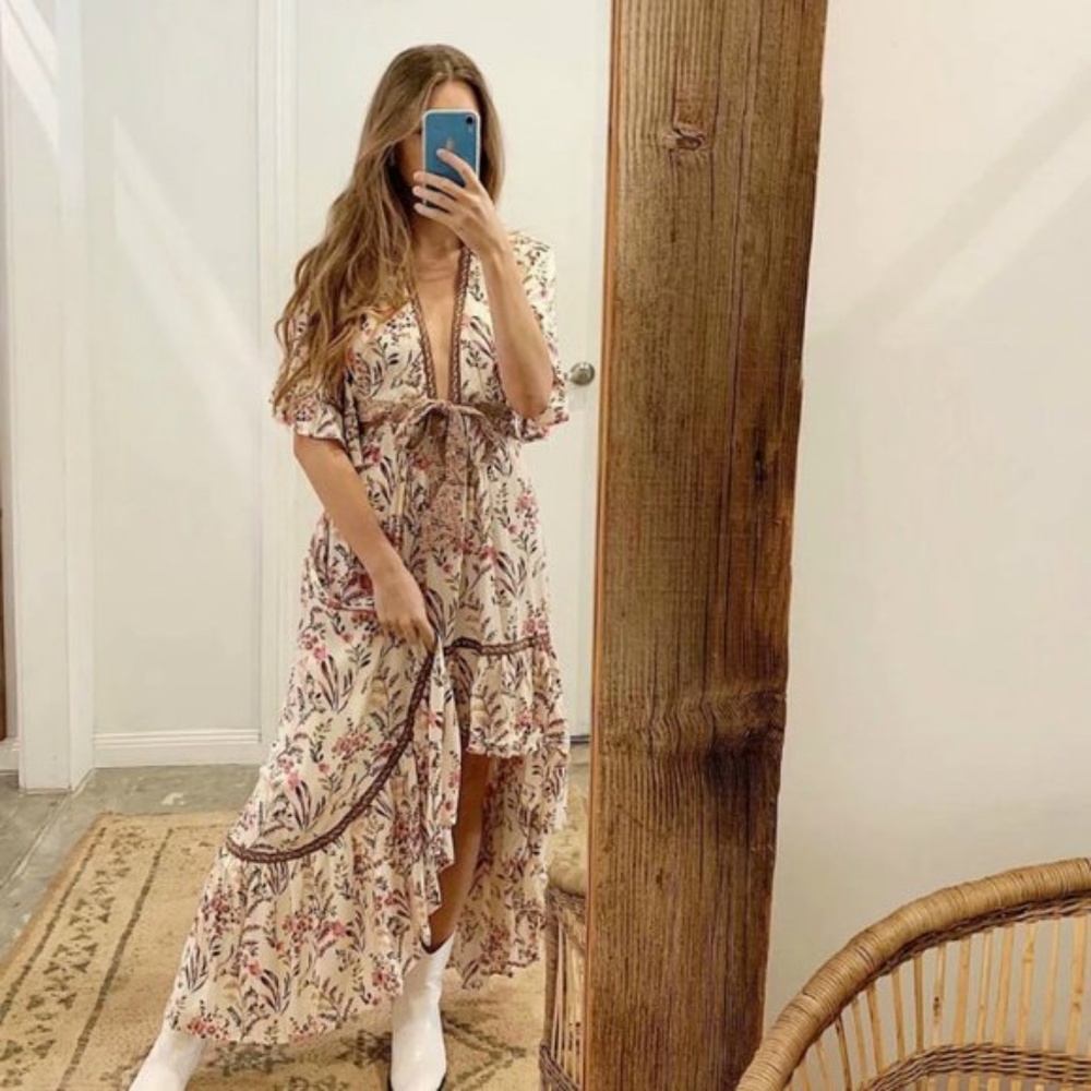 Boho Floral Print Butterfly Sleeve Cut out Midi Dress - Picture 2 of 5
